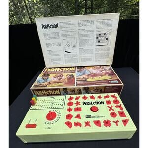 Vintage 1973 Reed Toys Shape Sorter PERFECTION GAME - Clean Works Great!